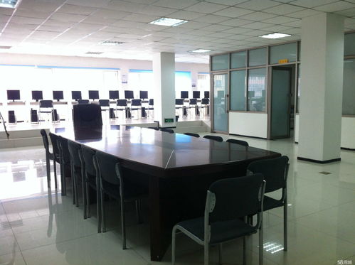 吉林省慧融商通商貿(mào)服務有限責任公司招聘信息 公司前景 規(guī)模 待遇怎么樣